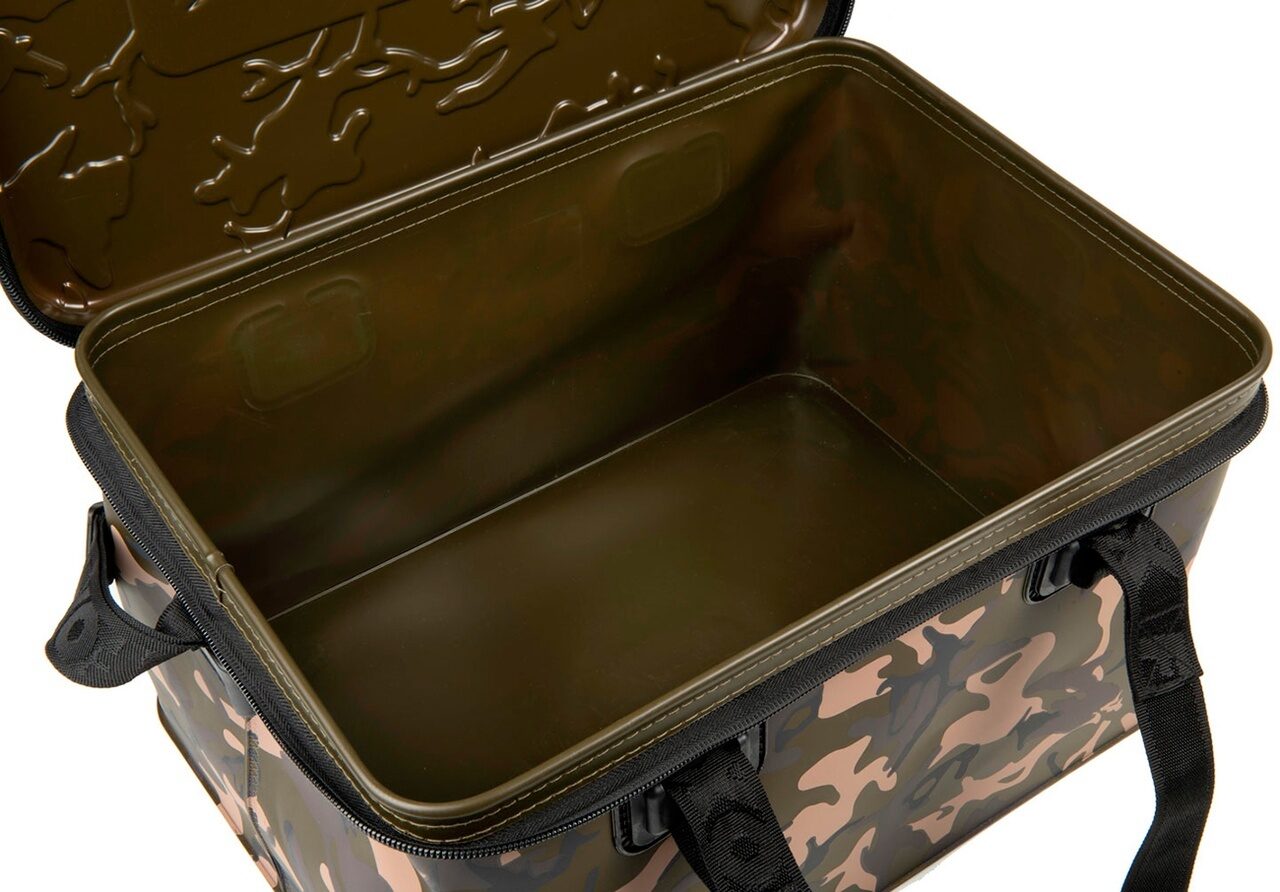aquos_camo_50l_inside_detail.jpg