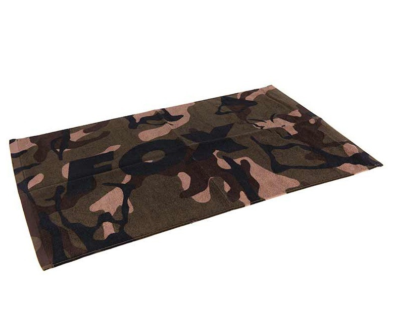 cfx254_fox_beach_and_hands_towel_box_set_hand_towel_flat.jpg