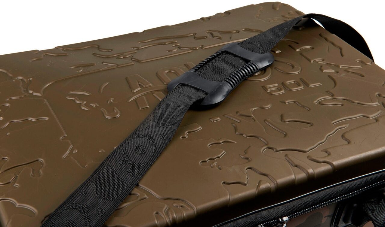 aquos_camo_50l_shoulder_strap_detail.jpg