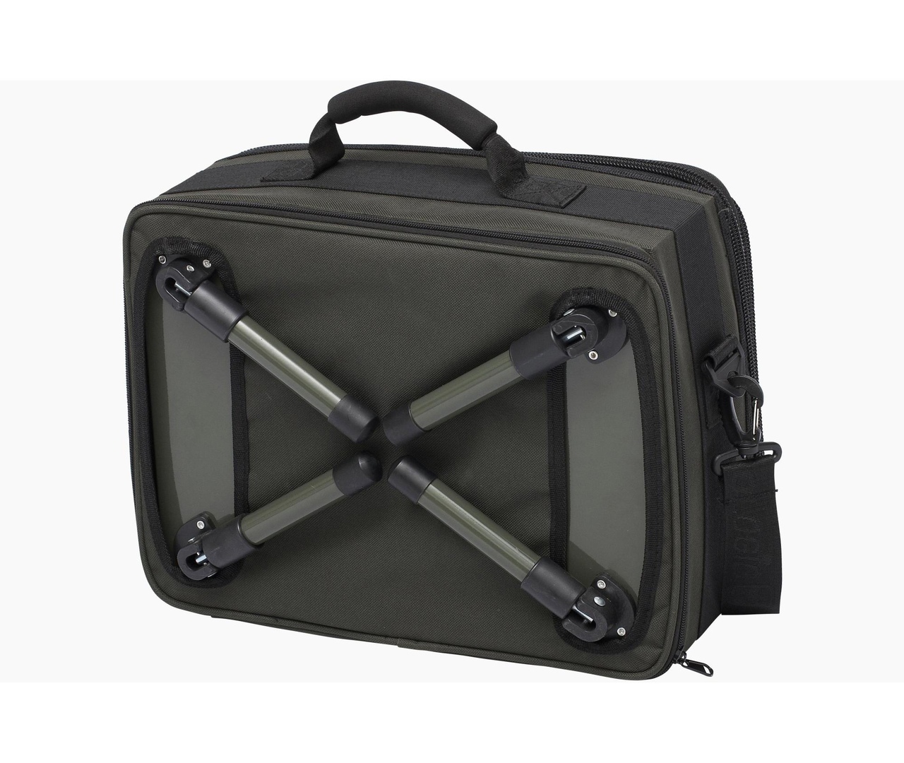 prologic-cruzade-rig-station-36x28x21cm.jpg